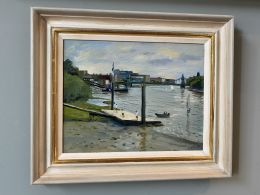 Sailing lessons by the Hammersmith Bridge